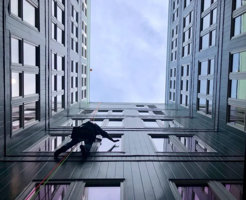 Roof anchor compliance