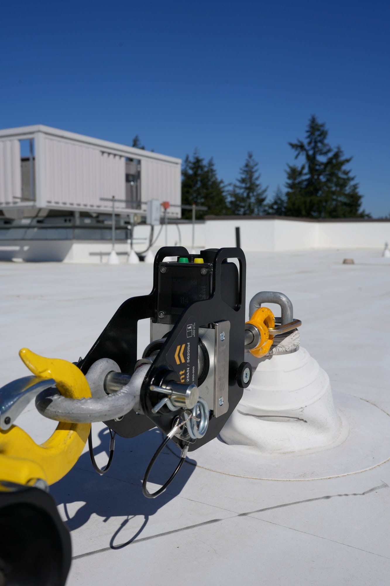 Anchor load testing equipment