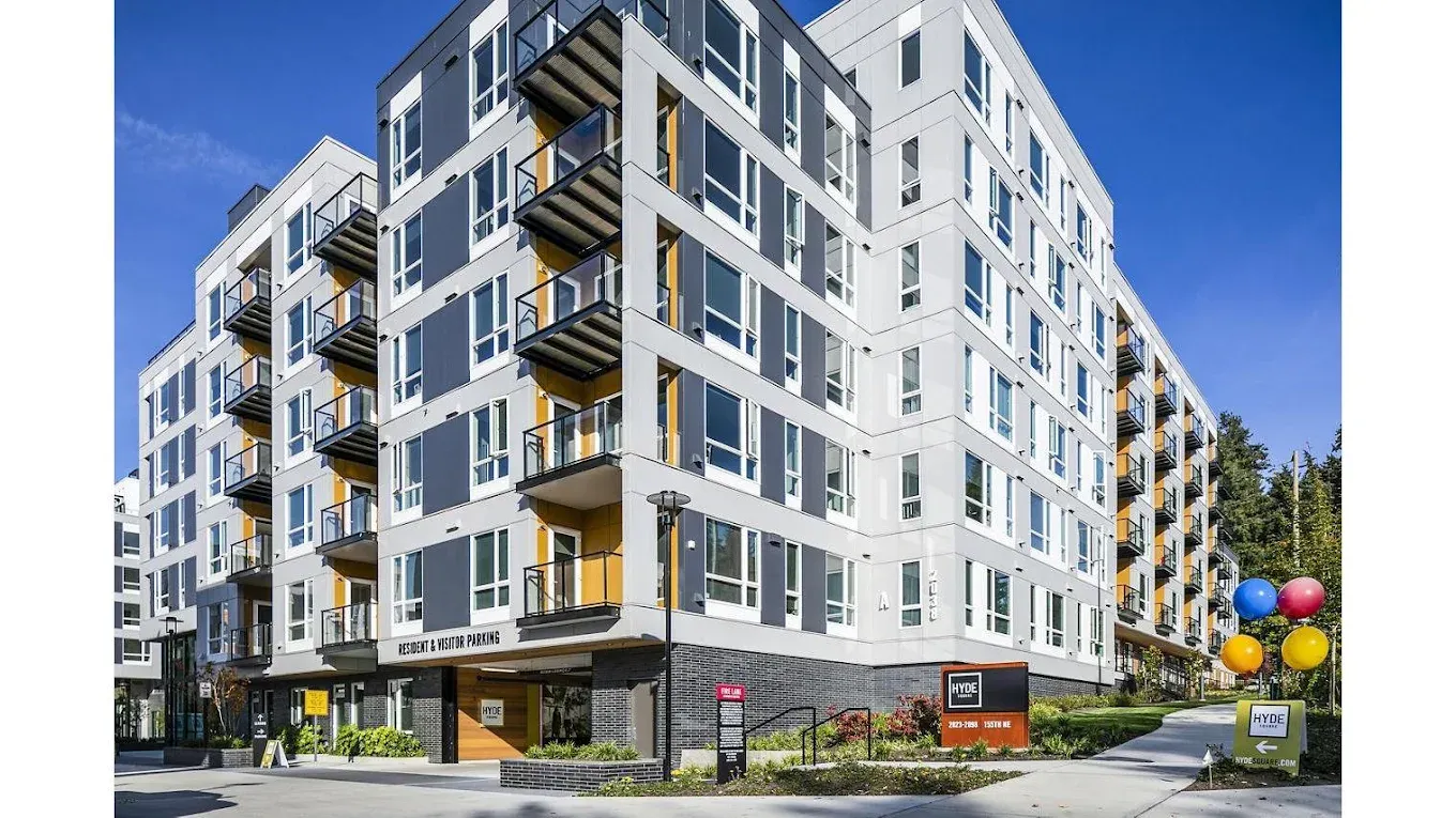 Hyde Square Apartments